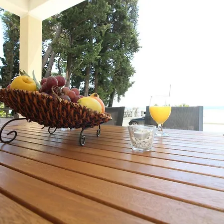 Villa Beachfront Sea Palace Kastela Exterior photo